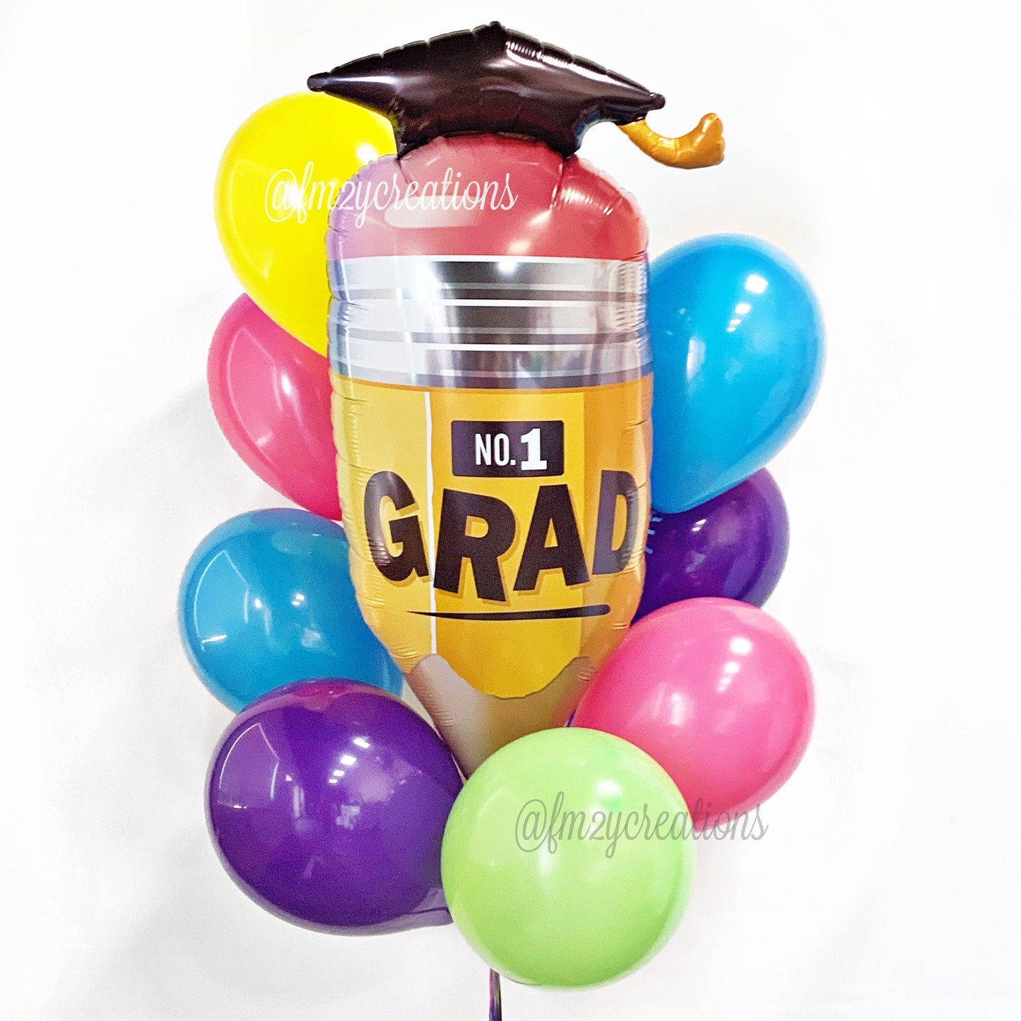 GRADUATION BALLOONS | Grad Balloons | Class of 2022 Balloon Bouquet | Graduation Party | Kindergarten Graduation Party Decor | Grad Party