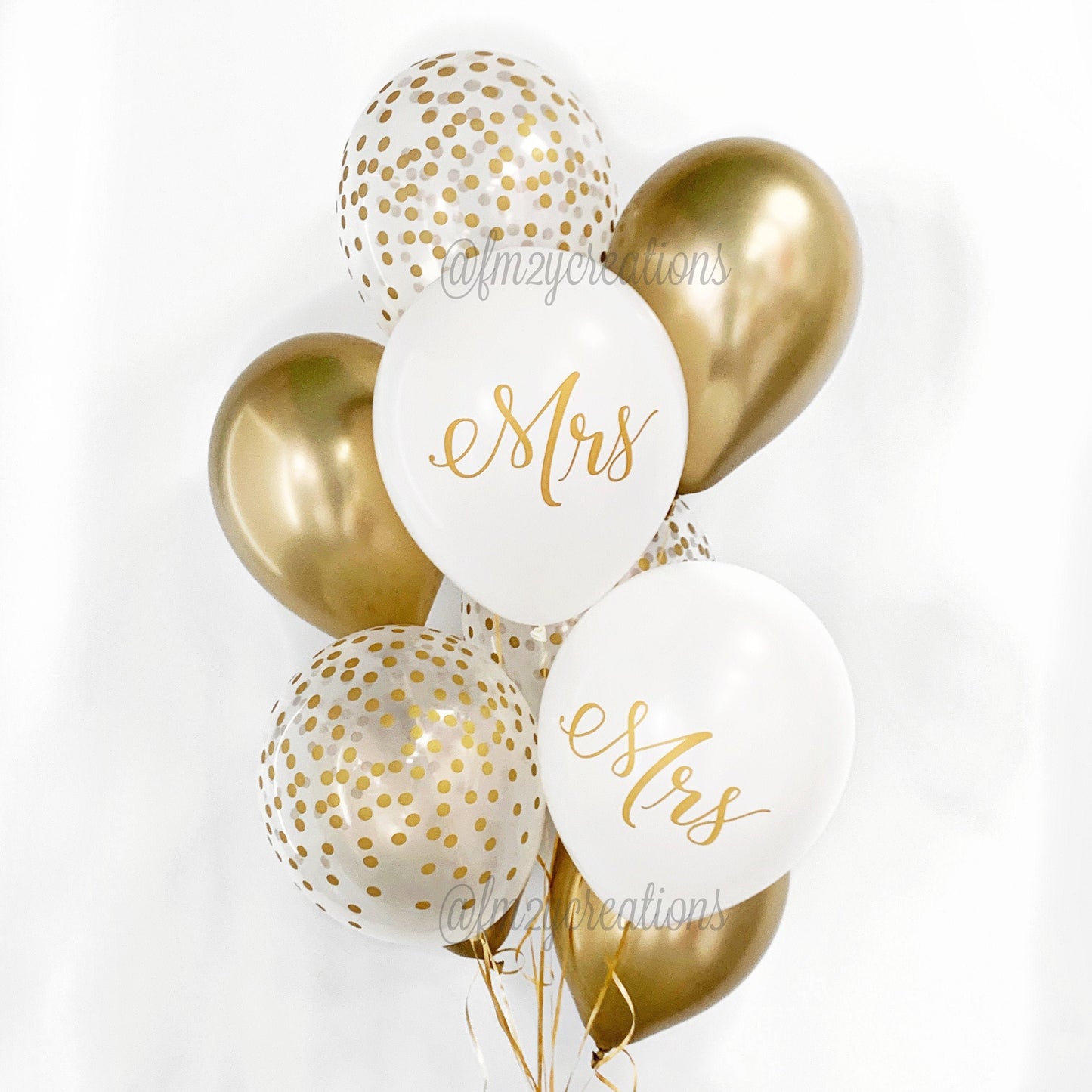 Mrs Balloons | Gold and White Bridal Shower | Engagement Party Balloons | Mr and Mrs Balloons Gold Wedding Balloons | Gold Confetti Balloons